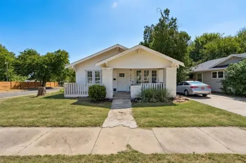 Updated Quadplex with Covered Porches