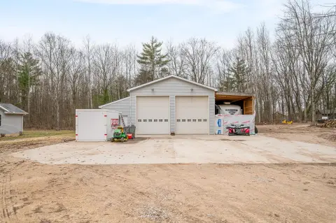 Land with Heated Pole Barn