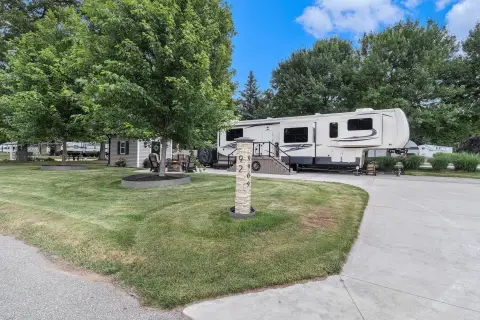 Land with Private Eating Area