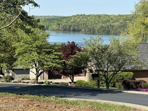 Lake & Mountain View Homesite
