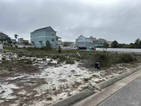 Pensacola, FL Vacant Homesite