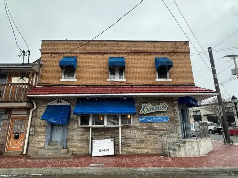 Mixed-Use Building With Restaurant