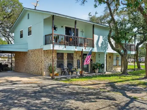 Duplex with Carport