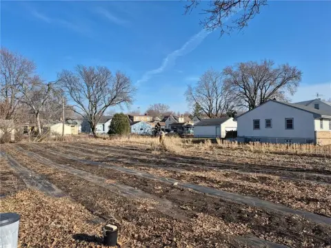 Saint Paul Land For Sale