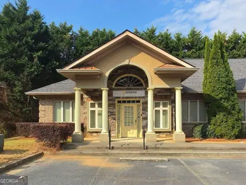 Berkeley Lake End-Unit Office Condo