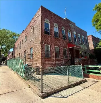 Four-Family Brick Semi-Detached Building