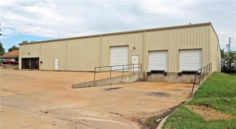 Springdale Warehouse with Office Space