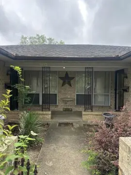 Dallas Duplex Near White Rock