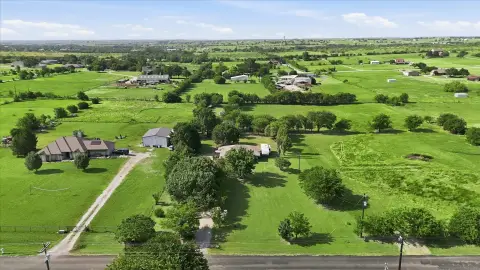 Acreage Property with Pasture