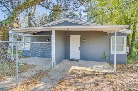 Income-Producing Duplex in Pensacola, FL