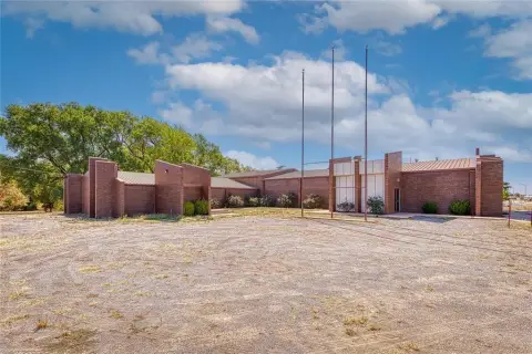 Church Facility With Multi-Use Space