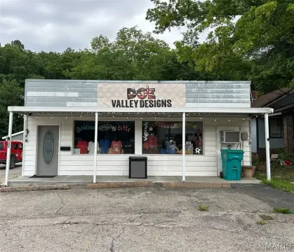 Storefront in Historic Steelville