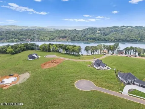 Homesite in Tennessee National Community