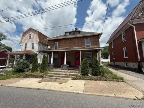 Johnstown Duplex on Corner Lot