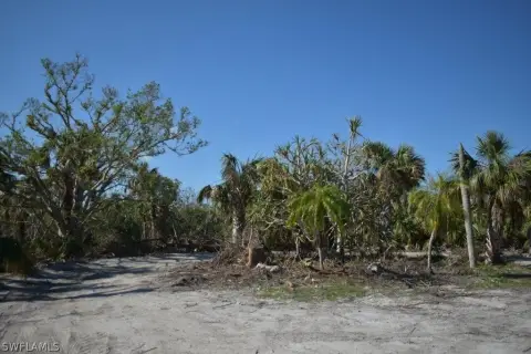 Sanibel Land Parcel For Sale