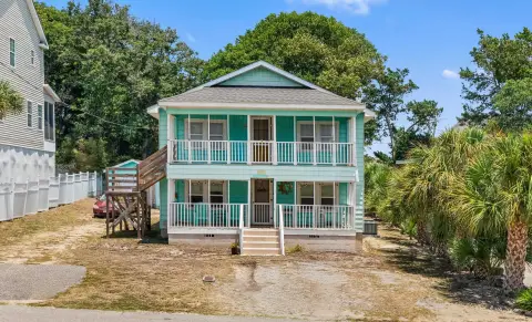 Beachside Duplex Near Ocean