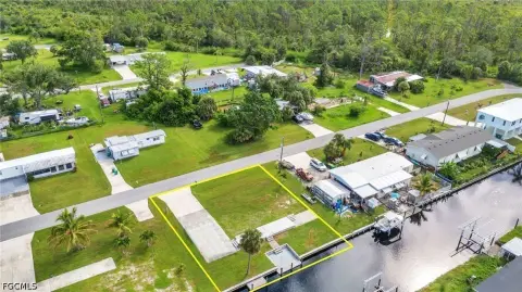 Gulf-Access Waterfront Lot