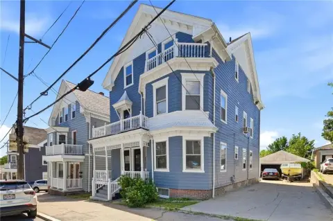 Triplex with Three-Bedroom Units