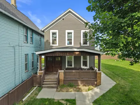 Updated Two-Story Duplex