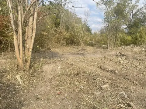 Half Acre Land in Waxahachie