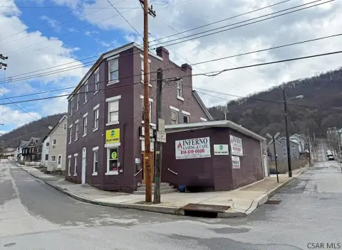 Mixed-Use Property with Restaurant
