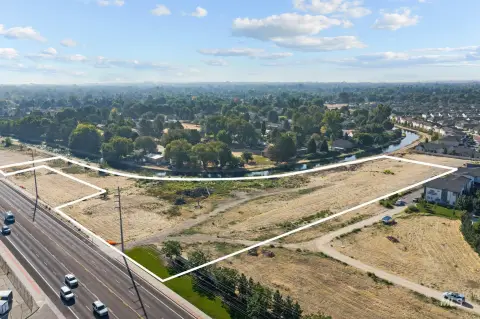 Commercial Land With Storage Plans