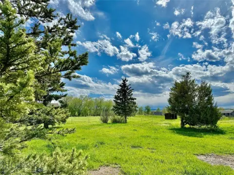 Vacant Land Near Four Corners