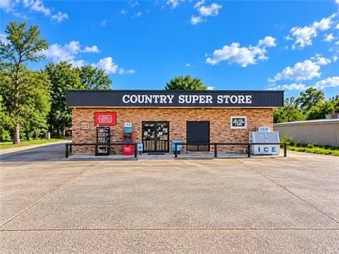 Grocery Store with Equipment
