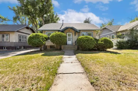 Updated Duplex with Basement Unit