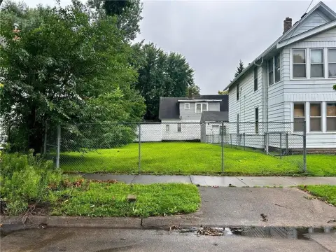Residential Lot in Northeast Minneapolis