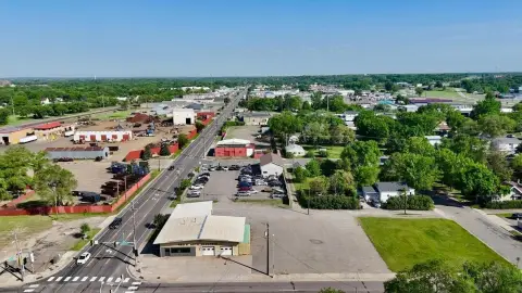 Multi-Parcel Auto Service Property