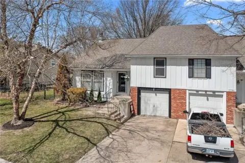 Overland Park Duplex with Updates