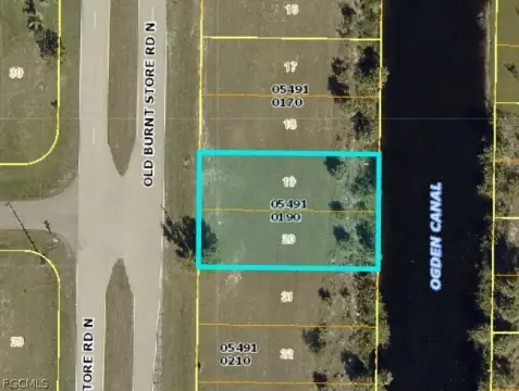 Waterfront Lot in Cape Coral