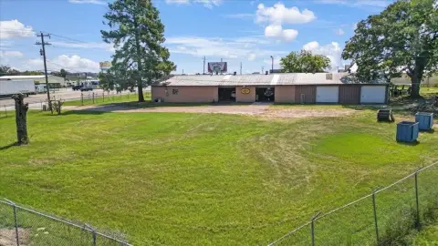 Operating Repair Shop on Highway
