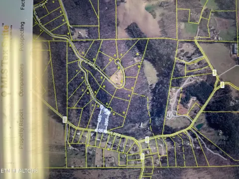 Residential Land in Sweetwater, TN