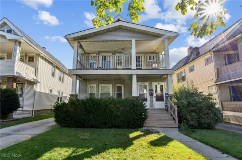 Updated Duplex in Lakewood