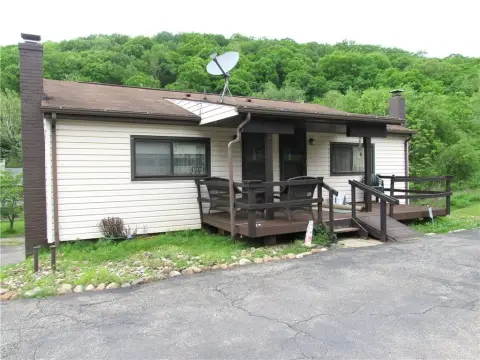 Duplex with Large Garage Storage