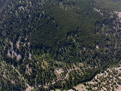 Secluded Land with Chimney Creek