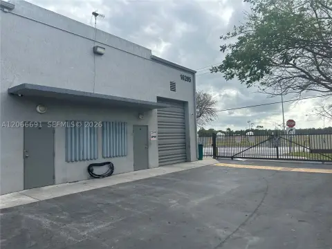 Light Manufacturing Flex Space