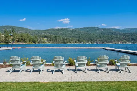 Bigfork Land with Mountain Views