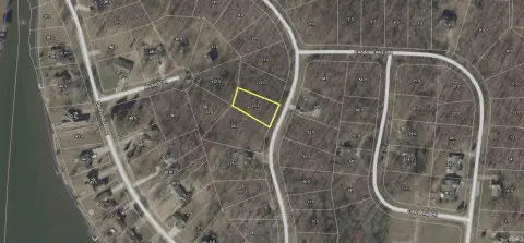 Residential Land in Christmas Lake