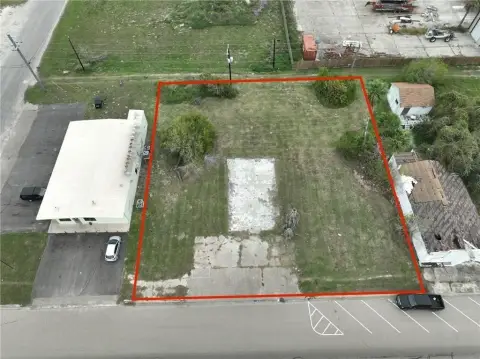 Aransas Pass High-Exposure Commercial Lot