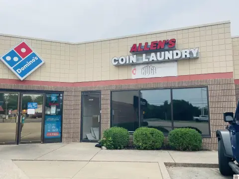 Retail Space on Lone Oak