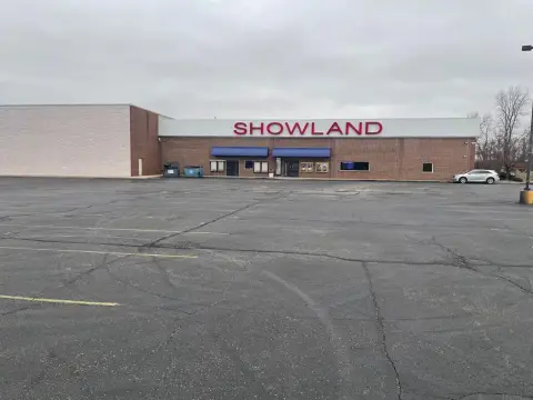 Showland Theater on 10 Acres