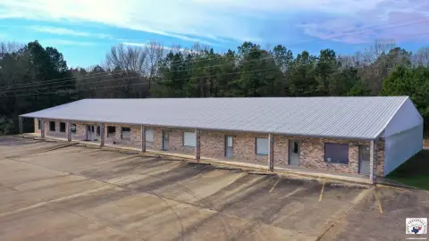 Multi-Storefront Retail Space