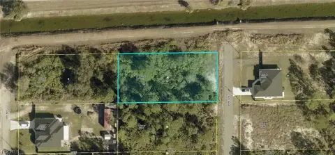 Lehigh Acres Half-Acre Lot
