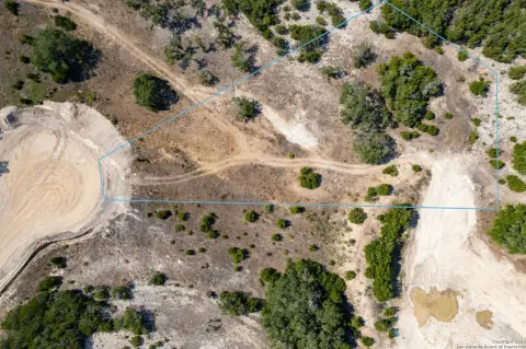 Residential Land in Belle Oaks