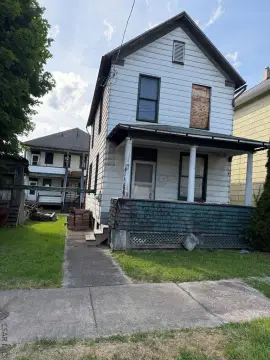 4-Unit Apartment and Residence