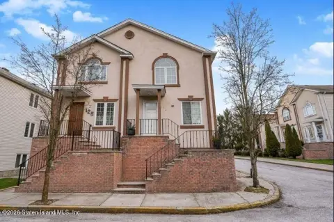Semi-Attached Single-Family Home