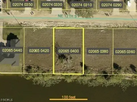 Waterfront Lot in Cape Coral